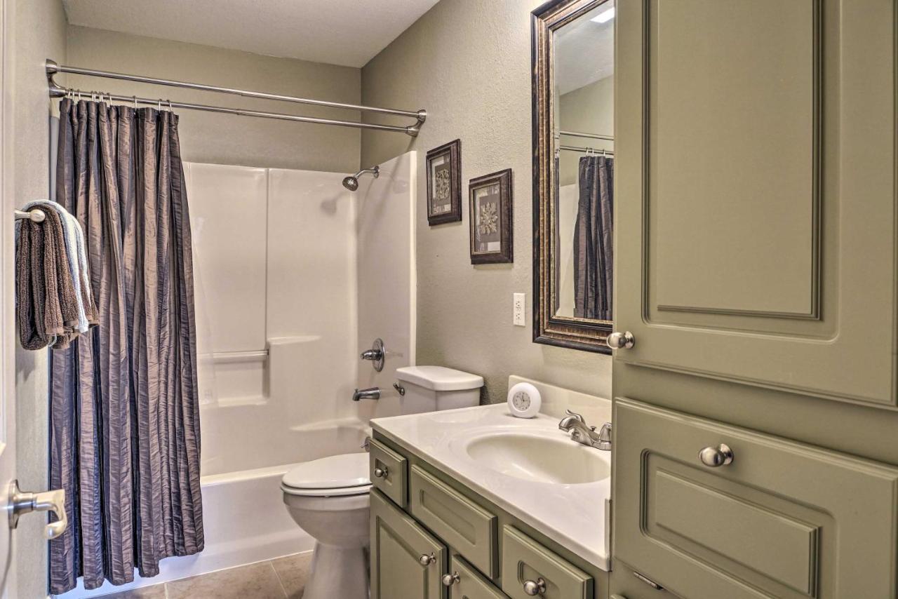 Condo Amidst Branson Action With Pool Access And Golf! Exterior foto